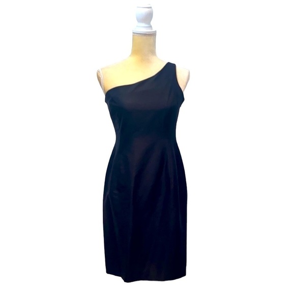 Neiman Marcus black 💯 shantung silk one shoulder dress. Size 6. - Picture 1 of 13